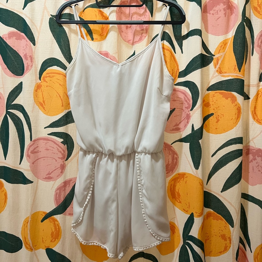 White Romper - Ing (size M)